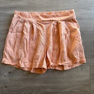 EUC Maven West peach elastic waist shorts - size XS